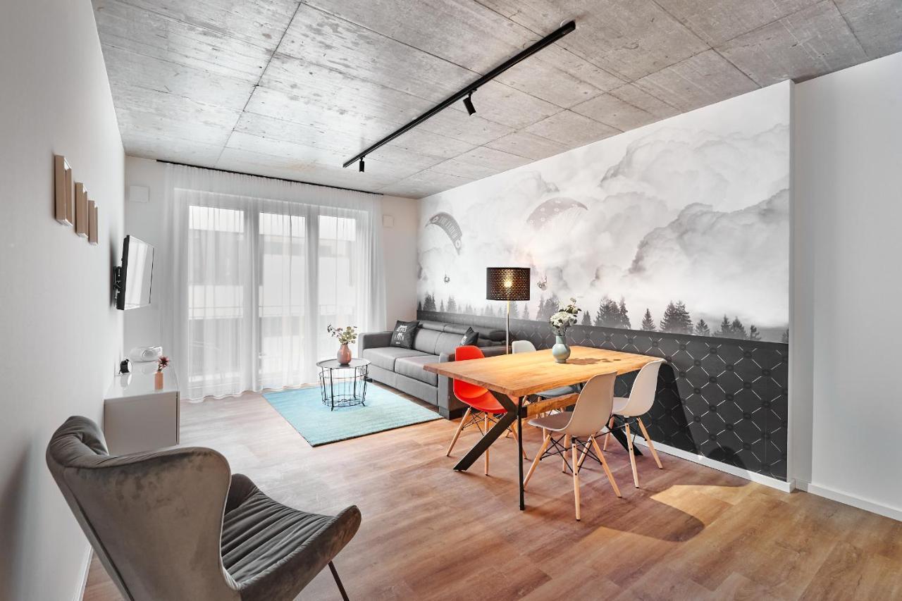 The Cloud Suite Apartments ไฟรบวร์กอิมไบรส์เกา ภายนอก รูปภาพ