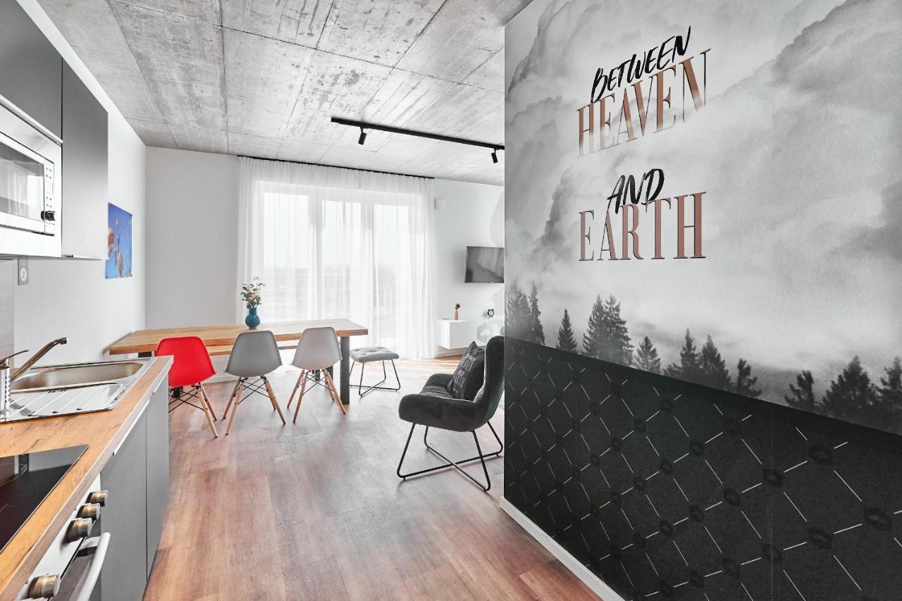 The Cloud Suite Apartments ไฟรบวร์กอิมไบรส์เกา ภายนอก รูปภาพ